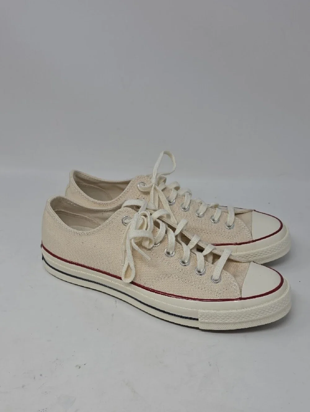 Converse comfortable low